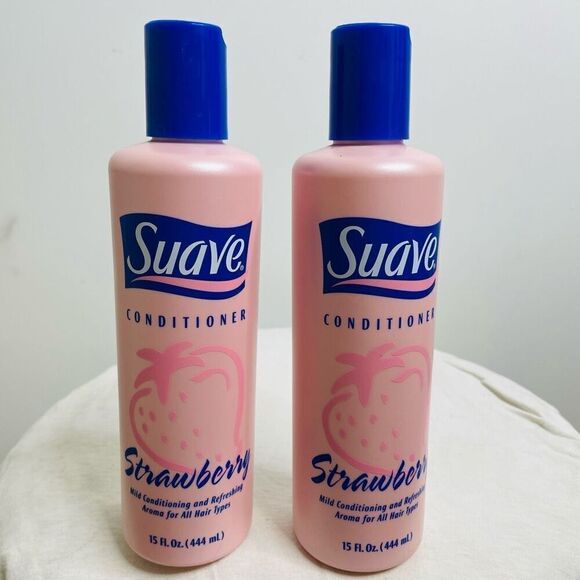 New Suave Strawberry Conditioner Vintage Full Bottle 15‎ fl oz Prop Rare Set 2 - Picture 2 of 6
